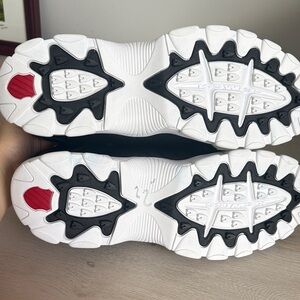 K-Swiss men’s shoes